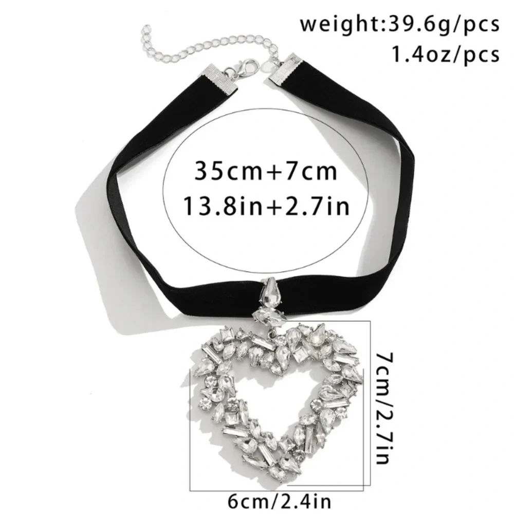 🌟 Sparkle Crystals Large Crystal Pendant Heart Necklace Black Velvet Choker